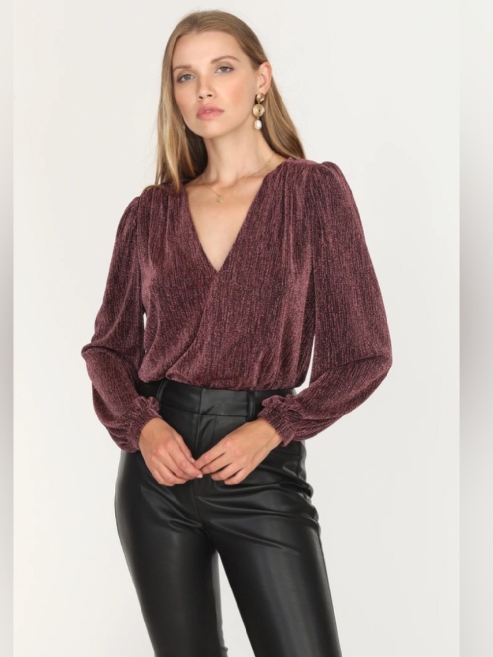 ADELYN RAE Rhea Metallic plunge knit bodysuit, NWT